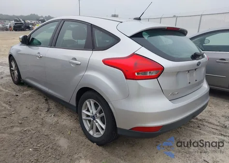 2015 Ford Focus Se z USA, uszkodzony, nr VIN 1FADP3K20FL288788